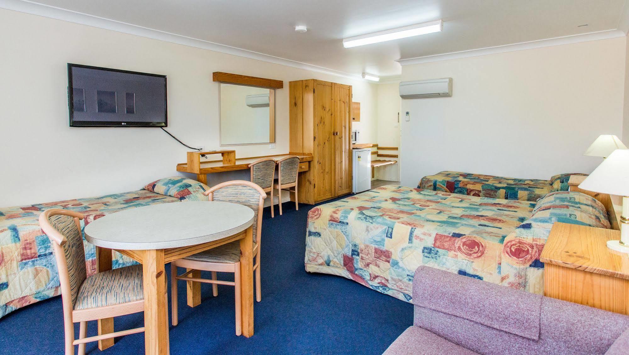 Econo Lodge Alabaster Cowra Ngoại thất bức ảnh